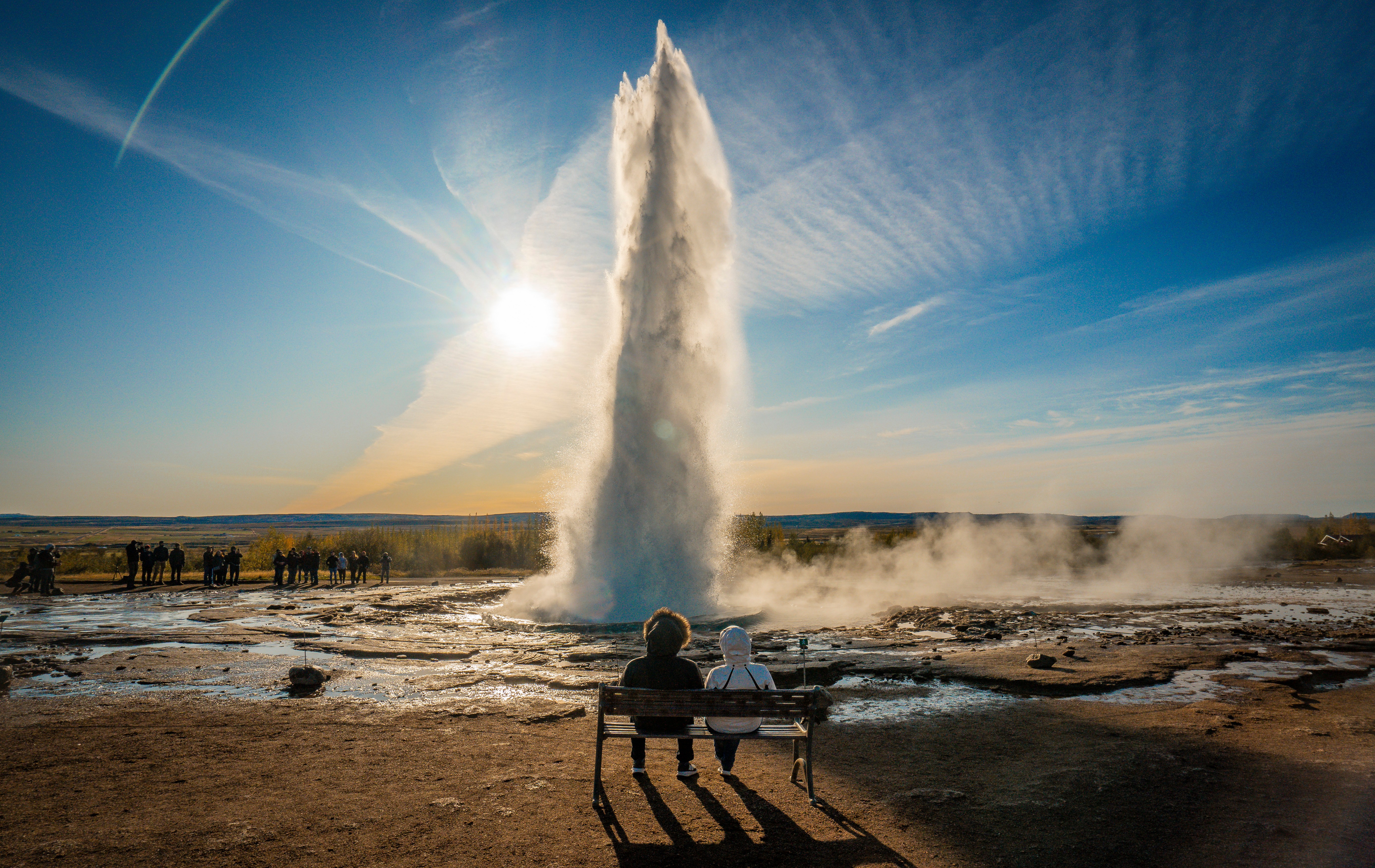 Couple enjoying the Strokkur geyser eruption.